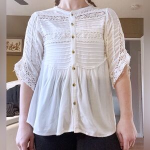 Free People White Tunic Top with Crochet Sleeves Size Small